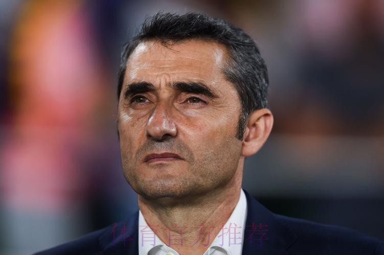 西媒:巴尔韦德上场时间太多 身边人很担心他累垮 西媒:巴尔韦德上场时间太多 身边人很担心他累垮